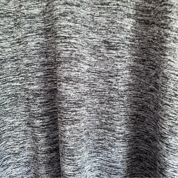 Under Armour Women's Charcoal Heather V-Neck Tee - Picture 3 of 5